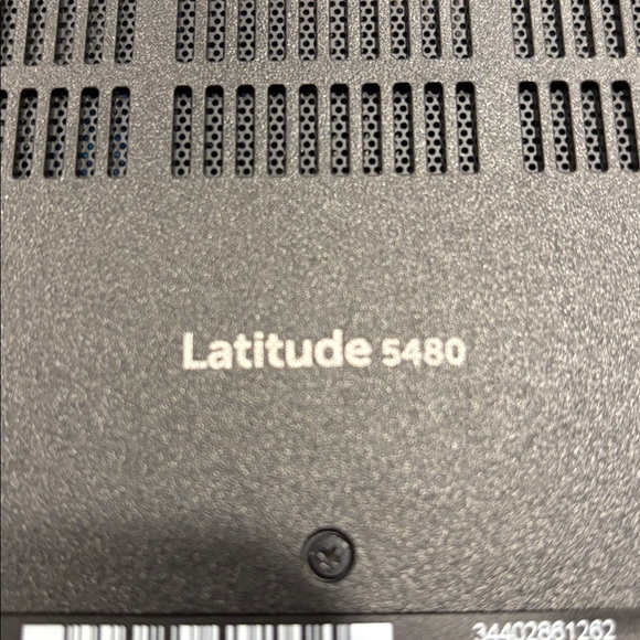 Laptop Latitude 5480 in Metallic Black With Plug and Kate Spade Carry Case